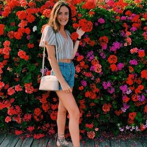 Meet the Posher, Karly